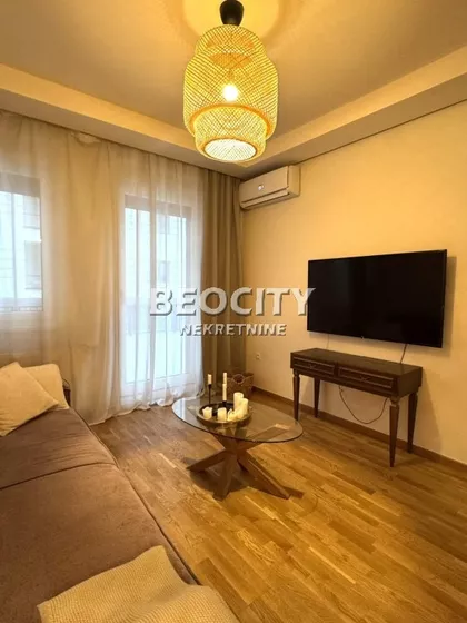 Kneza Višeslava | 4zida.rs