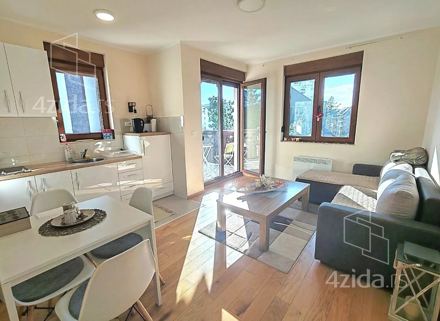 Jednoiposoban stan | 4zida