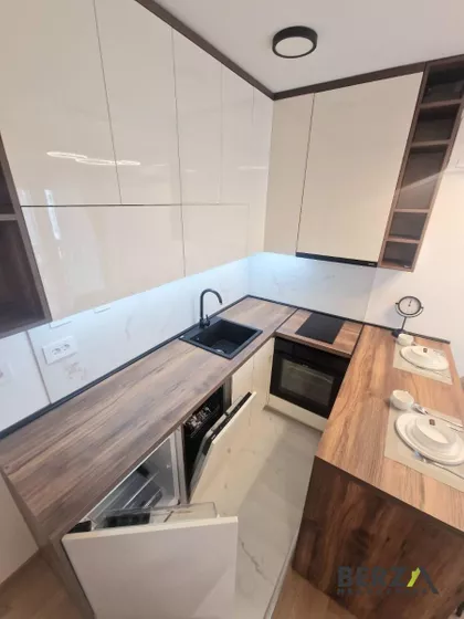 Bulevar Oslobođenja | 4zida.rs