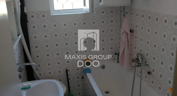 Četvoroiposoban stan | 4zida