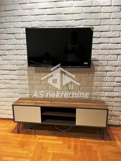 Stepa Stepanović | 4zida.rs