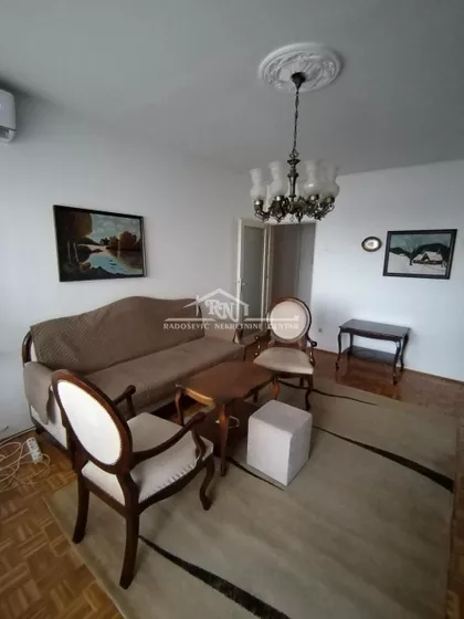 Karađorđeva | 4zida.rs