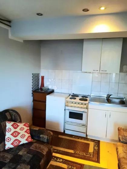 Šesnaestog Oktobra | 4zida.rs