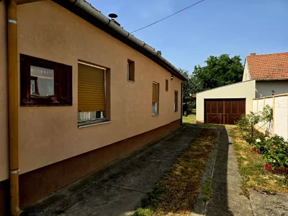 Kertvaroš | 4zida.rs