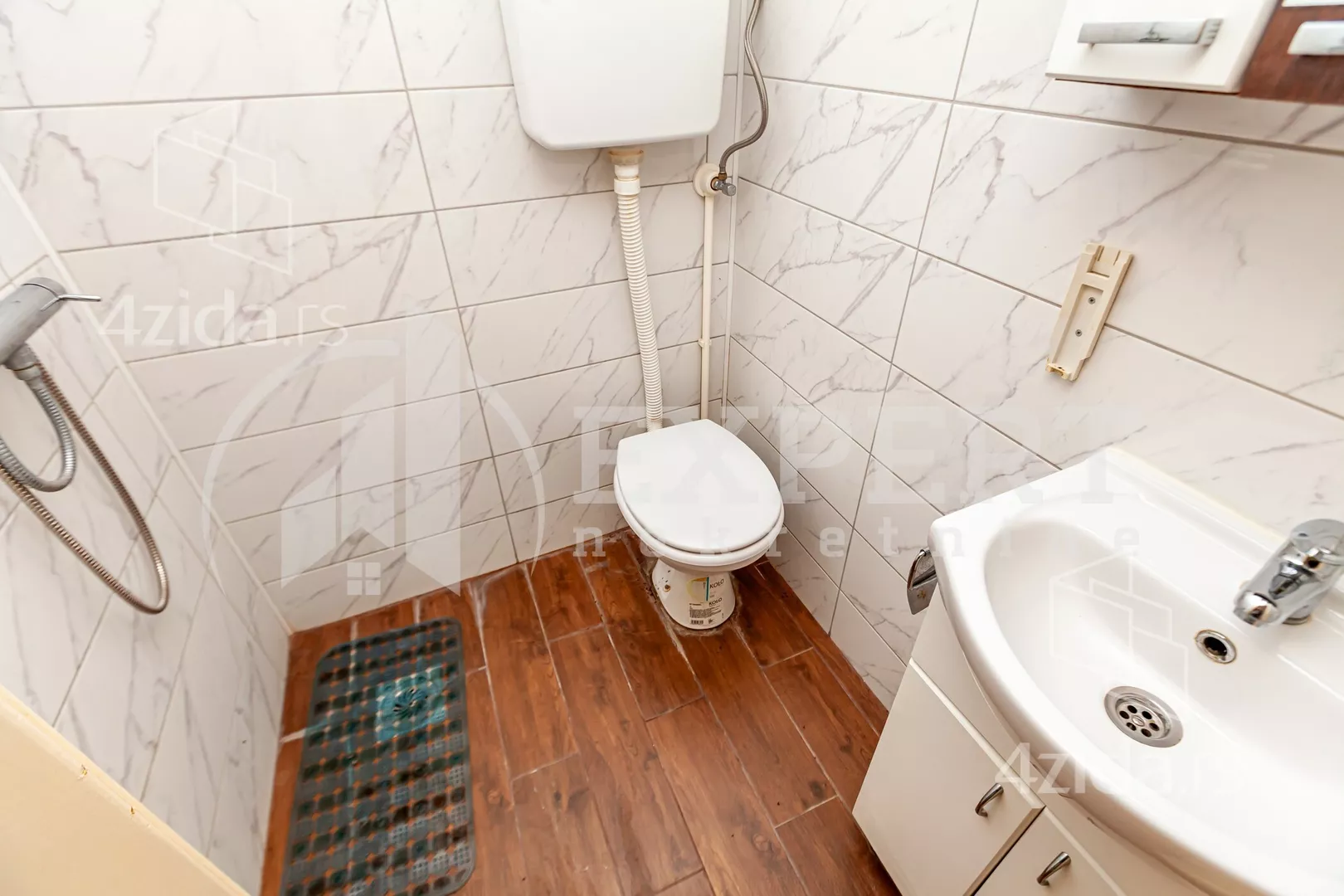 Troiposoban stan | 4zida