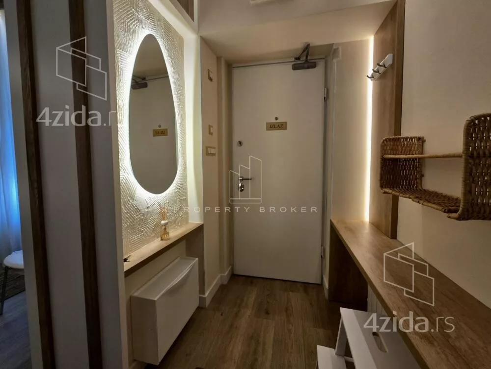 Kancelarija | 4zida