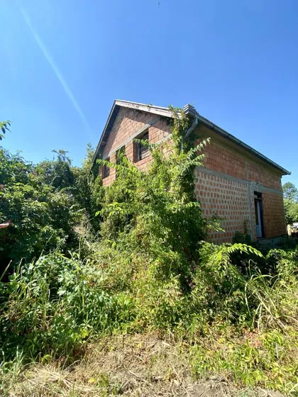Samoš | 4zida.rs
