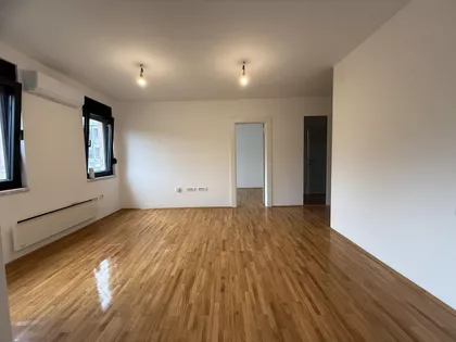 Strelište | 4zida.rs