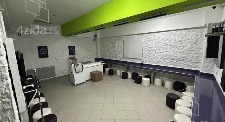 Poslovni prostor | 4zida
