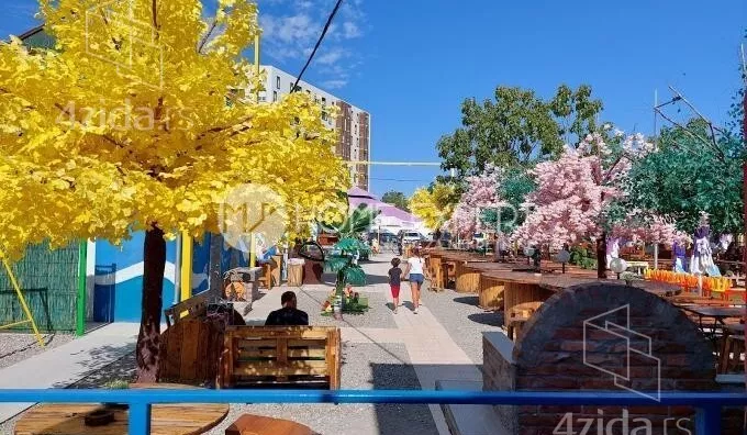 Poslovni prostor | 4zida