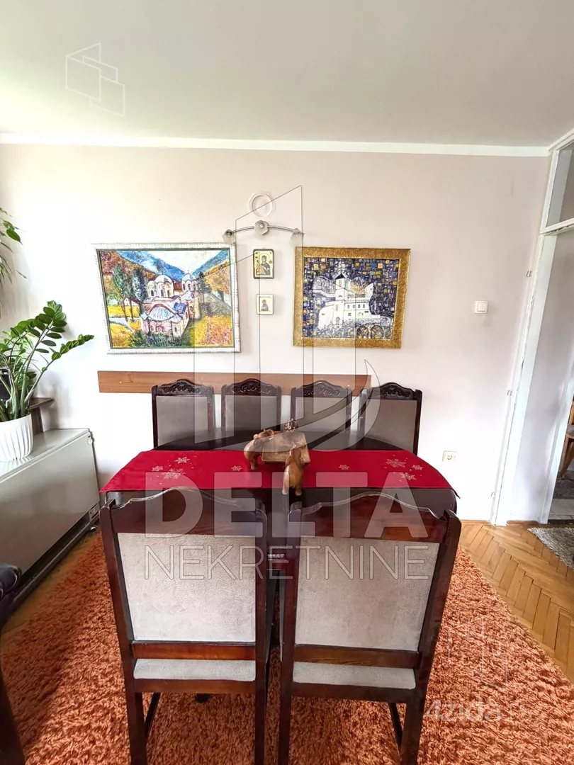 Troiposoban stan | 4zida