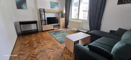 Kalenić pijaca | 4zida.rs