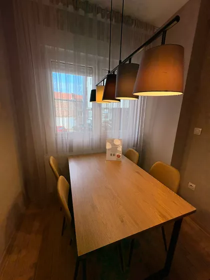 Prešernova 8 | 4zida.rs