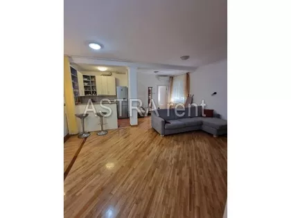 Crveni Krst Vračar | 4zida.rs