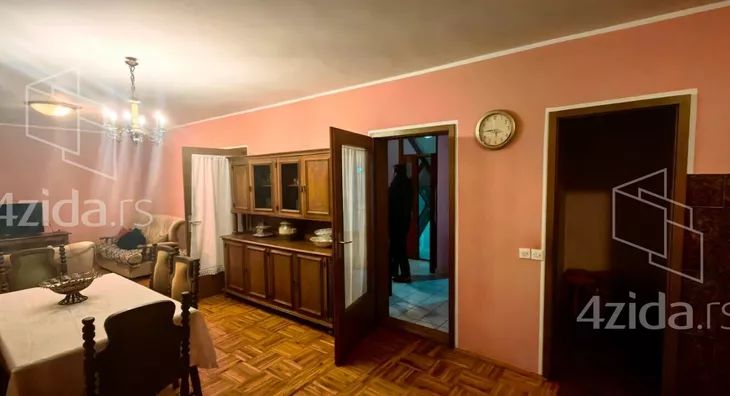 3-etažna kuća | 4zida