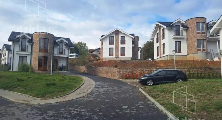 2-etažna kuća | 4zida