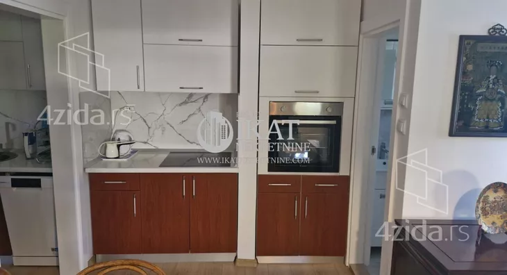 5-etažna kuća | 4zida