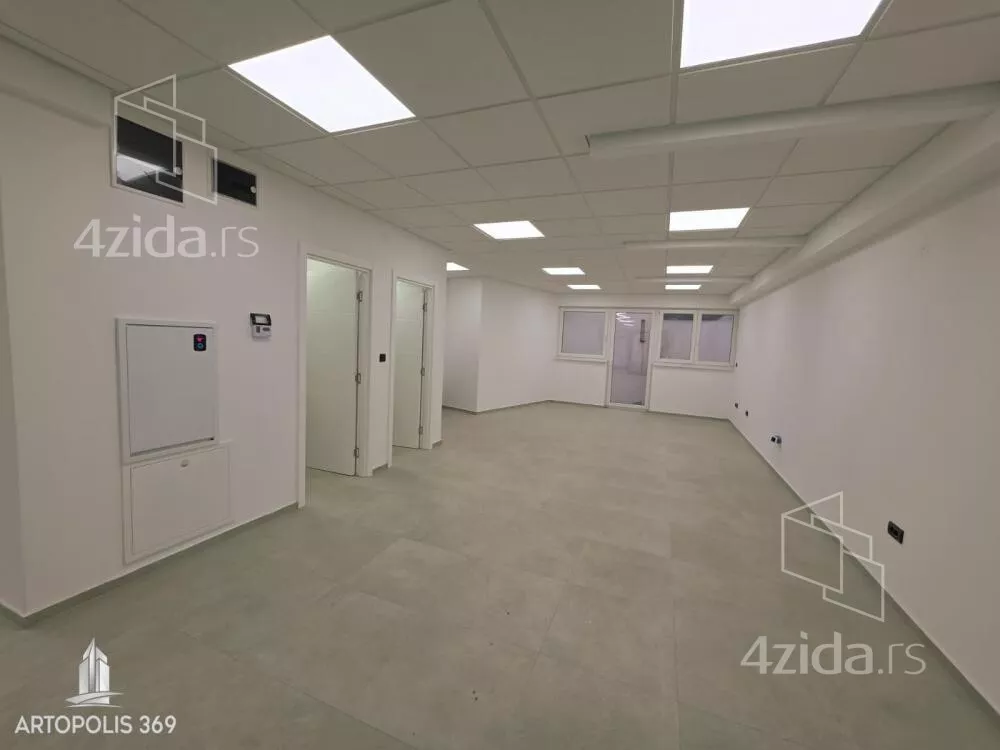 Poslovni prostor | 4zida