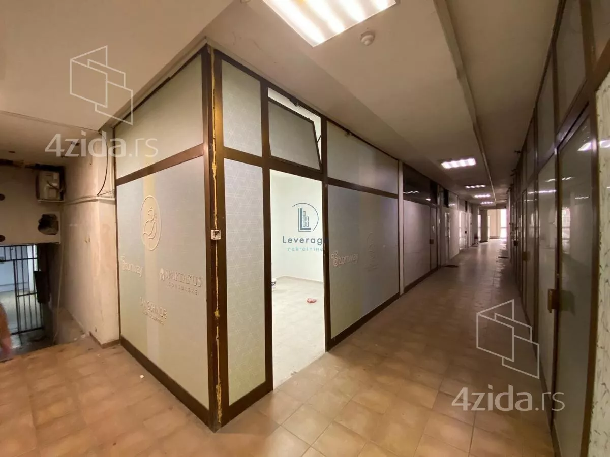 Lokal | 4zida