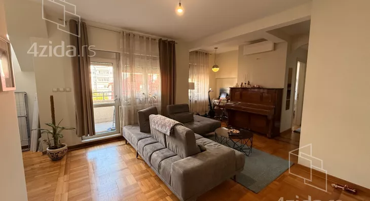 Petosoban stan | 4zida