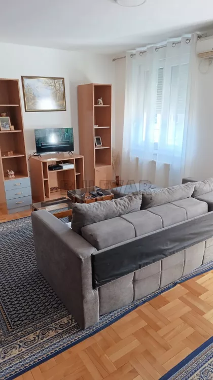 Romanijska | 4zida.rs