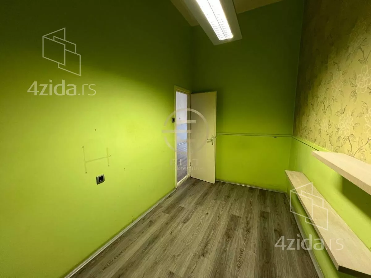 Lokal | 4zida
