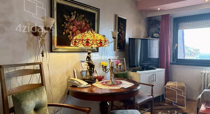 Četvoroiposoban stan | 4zida