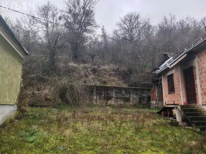 Donje Komarice | 4zida.rs