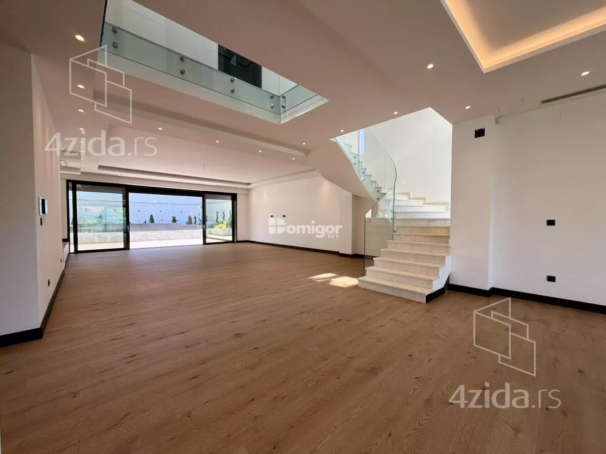 Kuća | 4zida