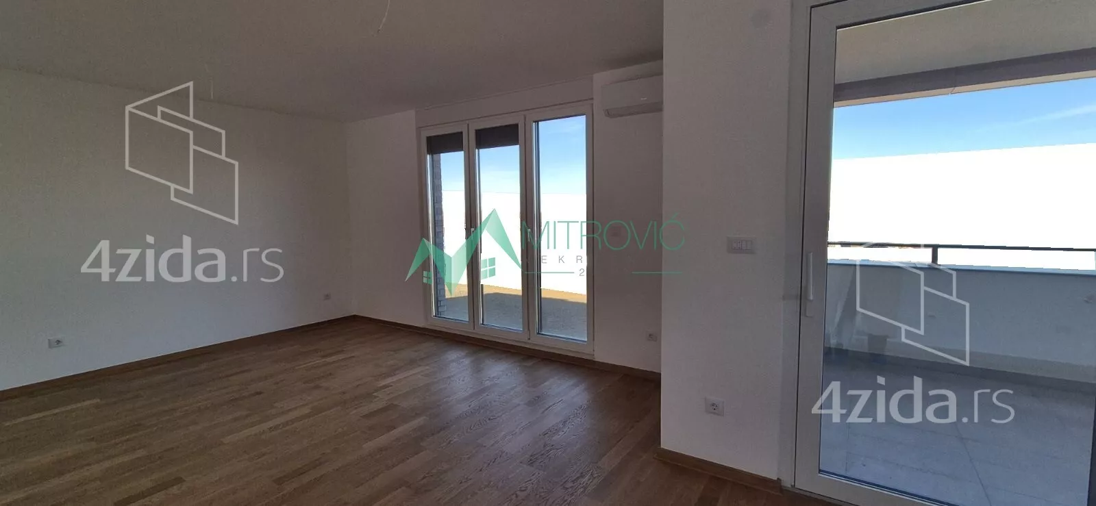 Troiposoban stan | 4zida