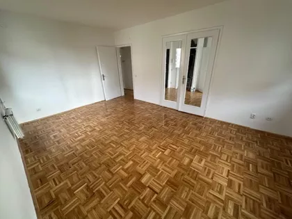 Dr Ivana Ribara | 4zida.rs