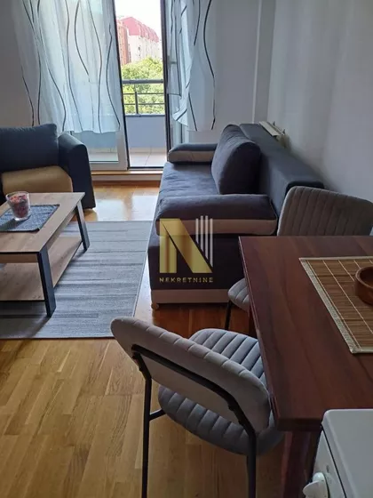 Bulevar Oslobođenja | 4zida.rs