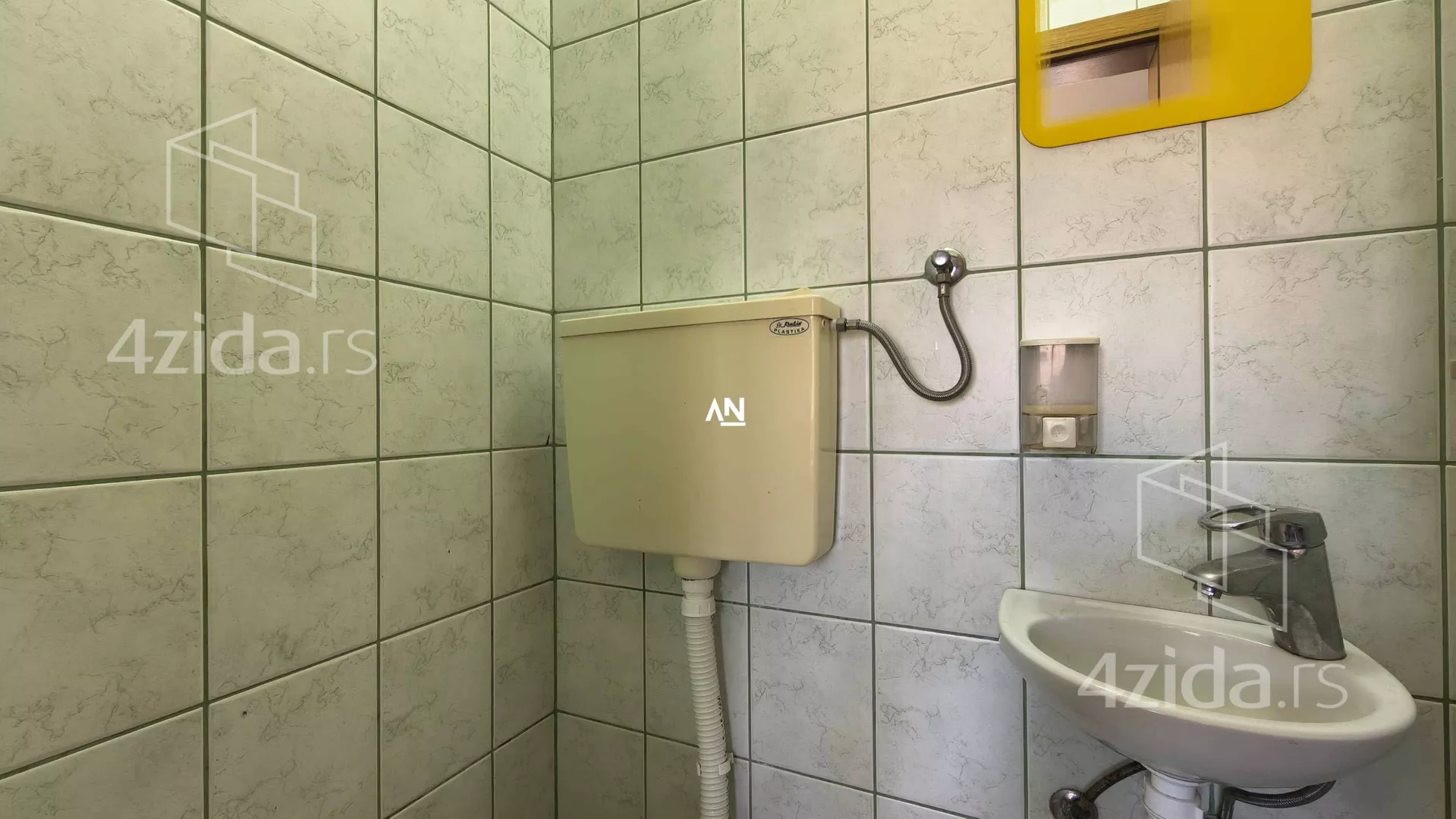 Šestosoban stan | 4zida