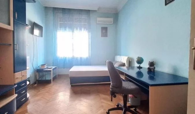 Četvoroiposoban stan | 4zida