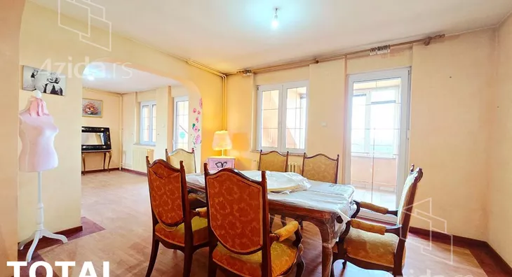 Petosoban stan | 4zida