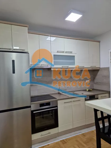 Milentijeva | 4zida.rs