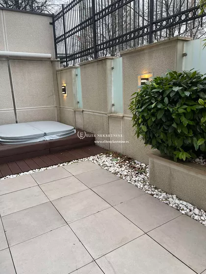 Karlovačka | 4zida.rs