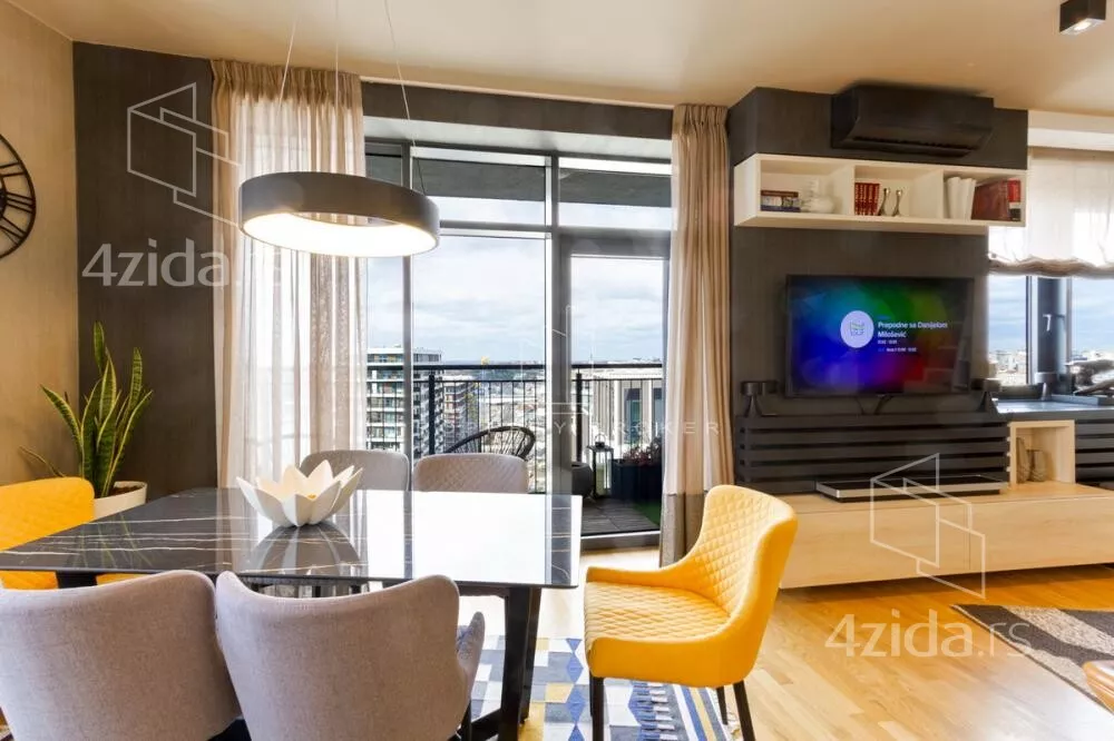 Četvorosoban stan | 4zida