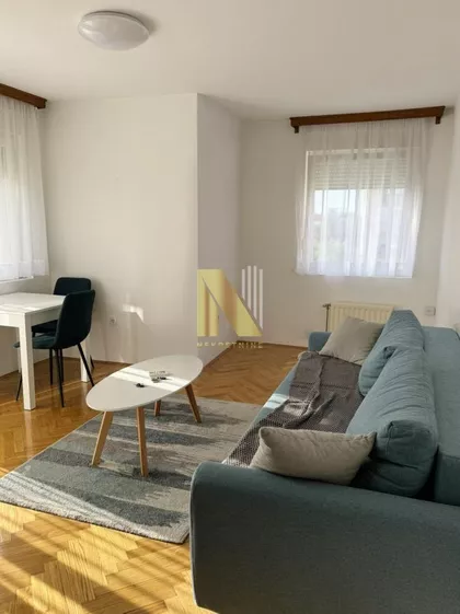 Cara Dušana | 4zida.rs