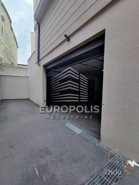 Garaža | 4zida