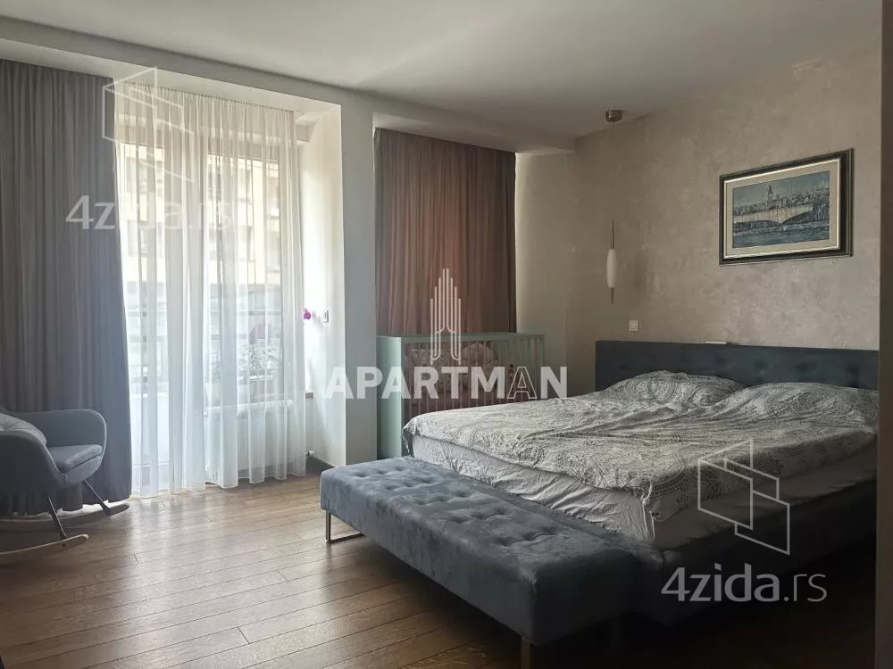 Četvoroiposoban stan | 4zida