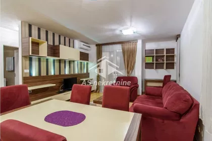 Južni Bulevar | 4zida.rs