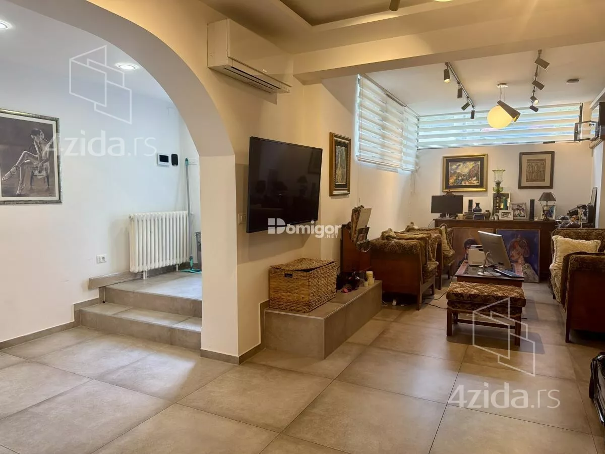 Kuća | 4zida