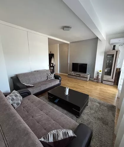 Vojvode Micka Krstića bb | 4zida.rs