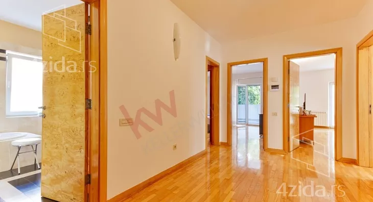 4-etažna kuća | 4zida