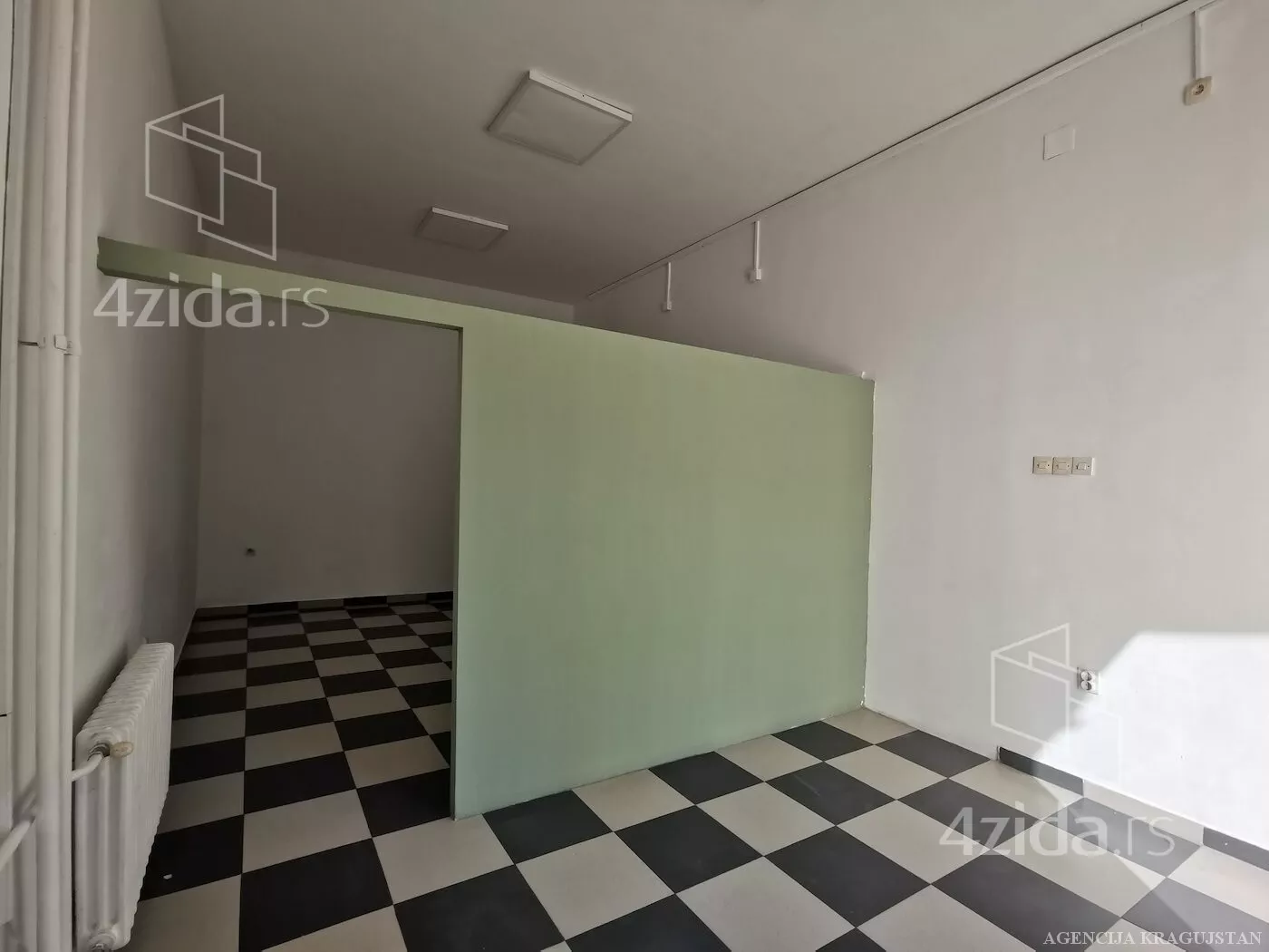 Poslovni prostor | 4zida