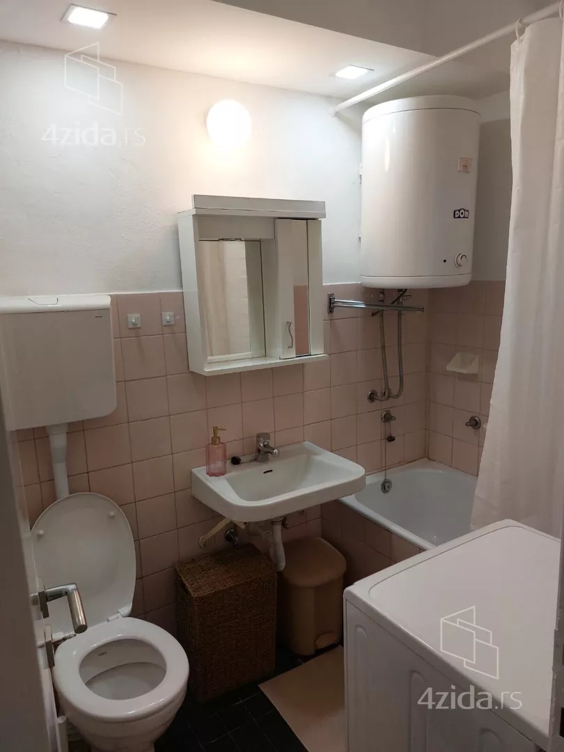 Blok 29, Novi Beograd, Beograd, Bulevar Zorana Đinđića - 10