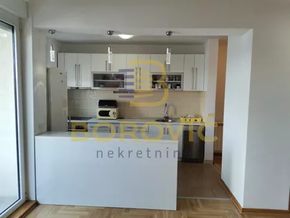 Lekino Brdo | 4zida.rs