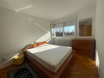 Banovo Brdo | 4zida.rs