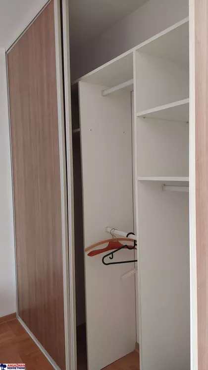 Ugrinovački Put 22 Deo | 4zida.rs